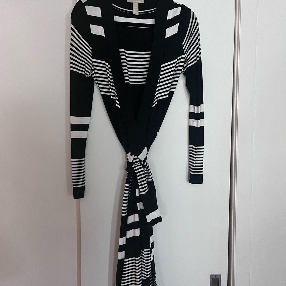 Banana Republic Black and White Tie Front Sheath Dress